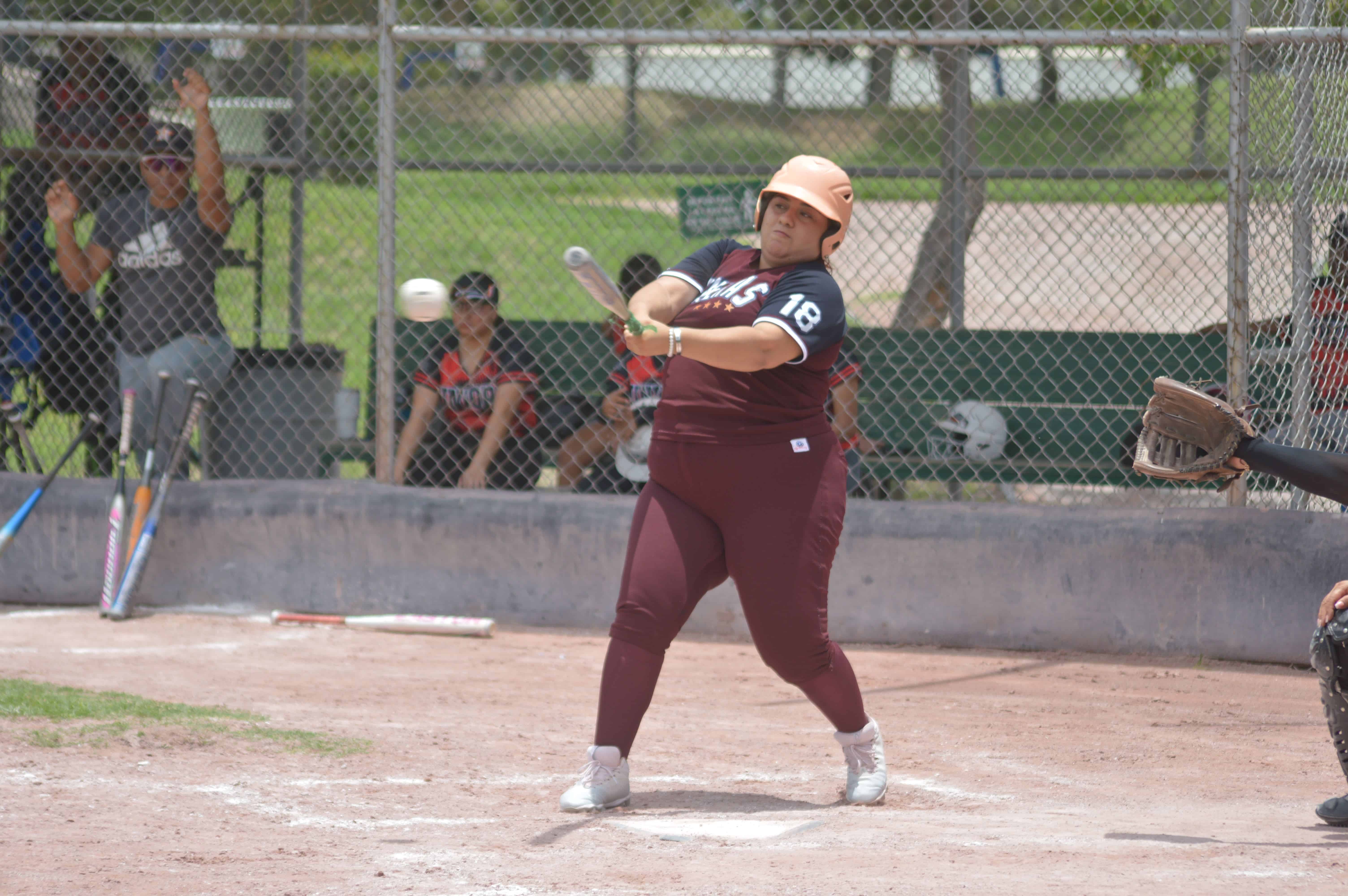 Las Pioneras avanzaron a la final tras barrer al equipo de Juniors