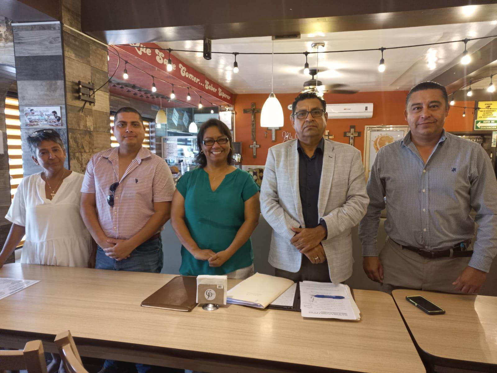 El licenciado Marco Antonio Limón Regalado es el actual Presidente del Colegio de Abogados de la Región Carbonífera A.C.