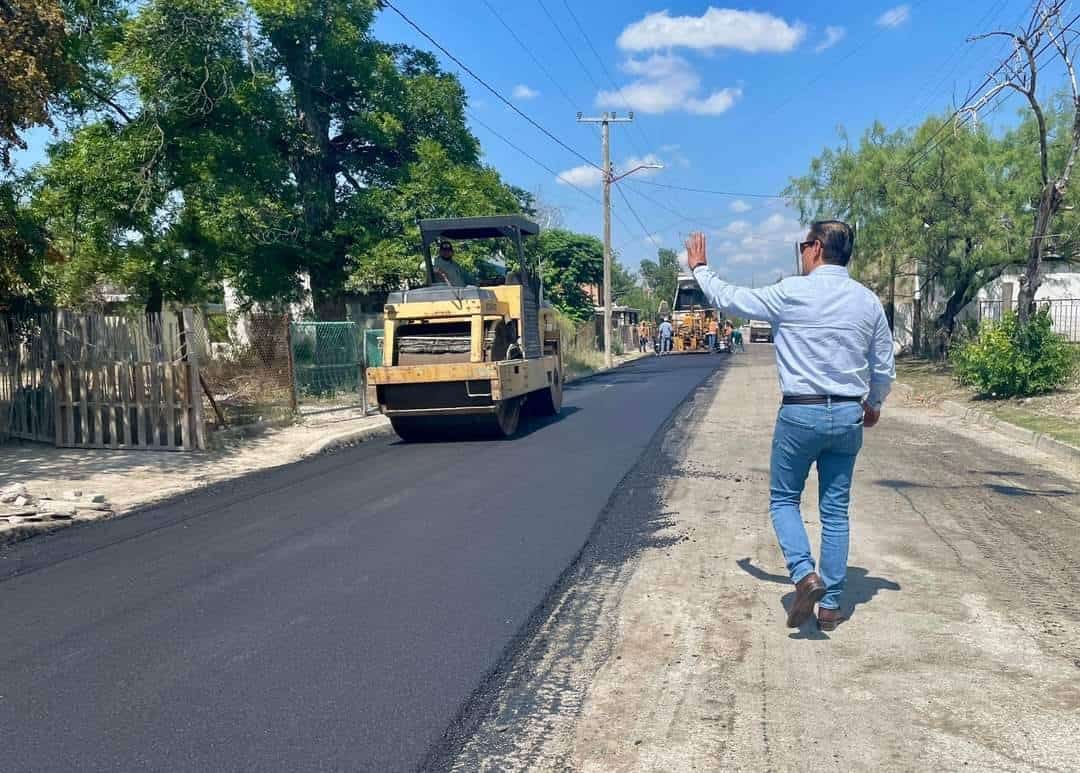 Continua Pepe Díaz con el mejoramiento vial en Allende