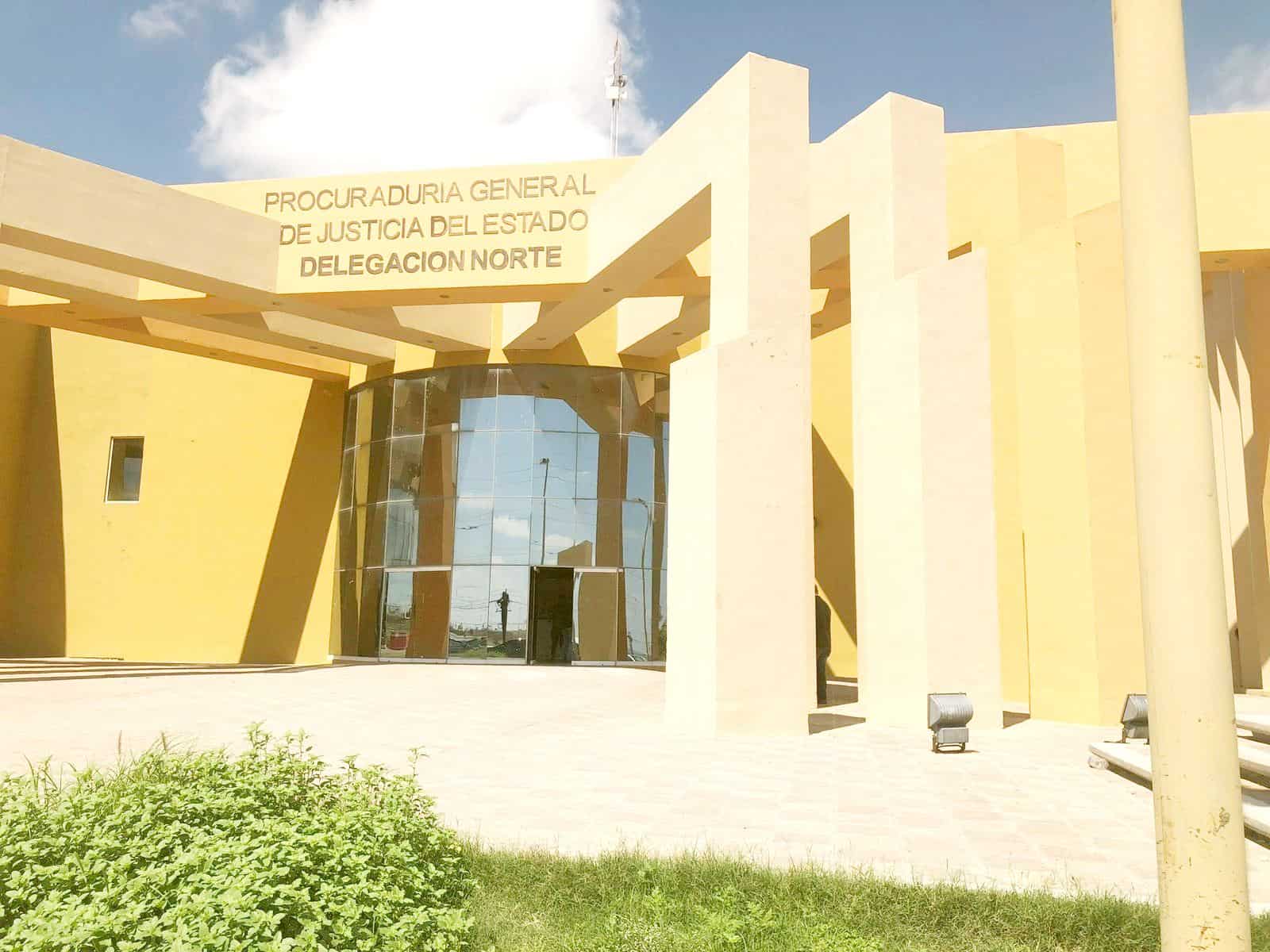 Se va madre de familia con recurso del programa “la escuela es nuestra”.
