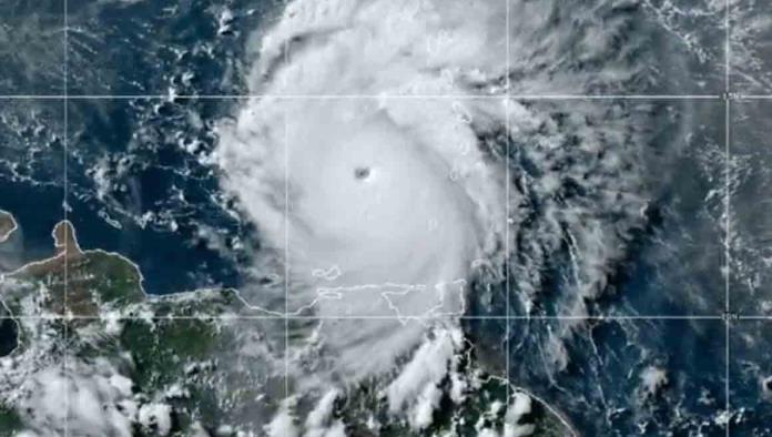 ´Beryl´ se degrada a categoría 1 y se ubica sobre Yucatán