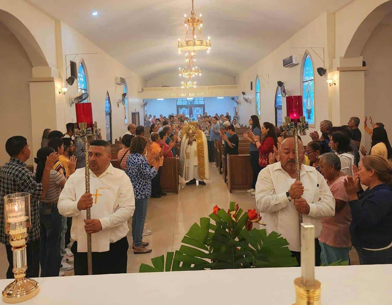 Celebrará párroco Gerardo García 16 Aniversario de Ordenación Sacerdotal en Palaú