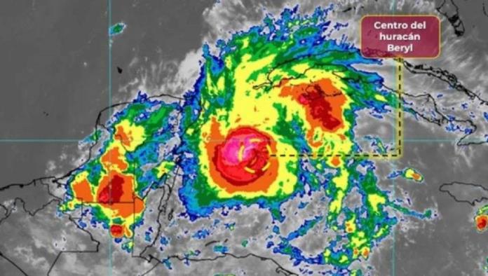 Beryl recobra fuerza y se convierte en huracán de categoría 3