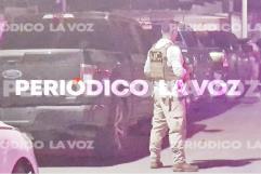 Lo golpean a batazos y destrozan su auto