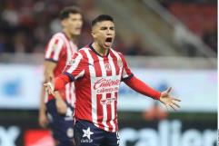 Chivas y Toluca empatan 0-0; Chicharito se va abucheado  