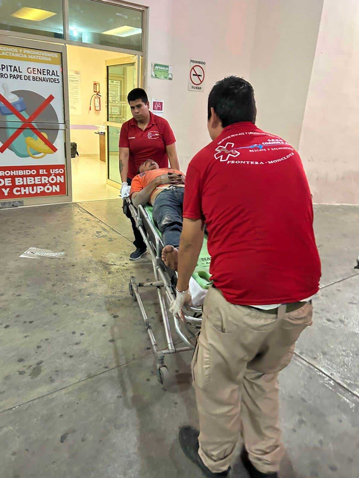 Lo hallan en medio de un charco de sangre