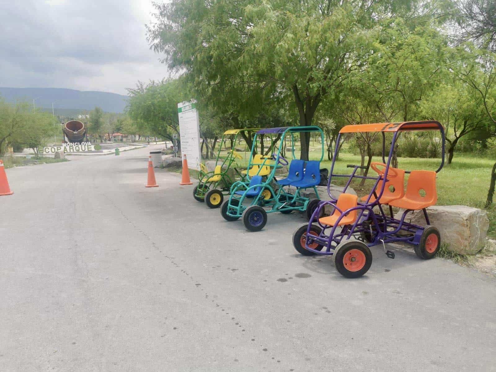 El Ecoparque Monclova ofrece una variedad de actividades al aire libre, incluyendo campismo, senderismo y paseos en lancha, atrayendo a turistas locales e internacionales.*