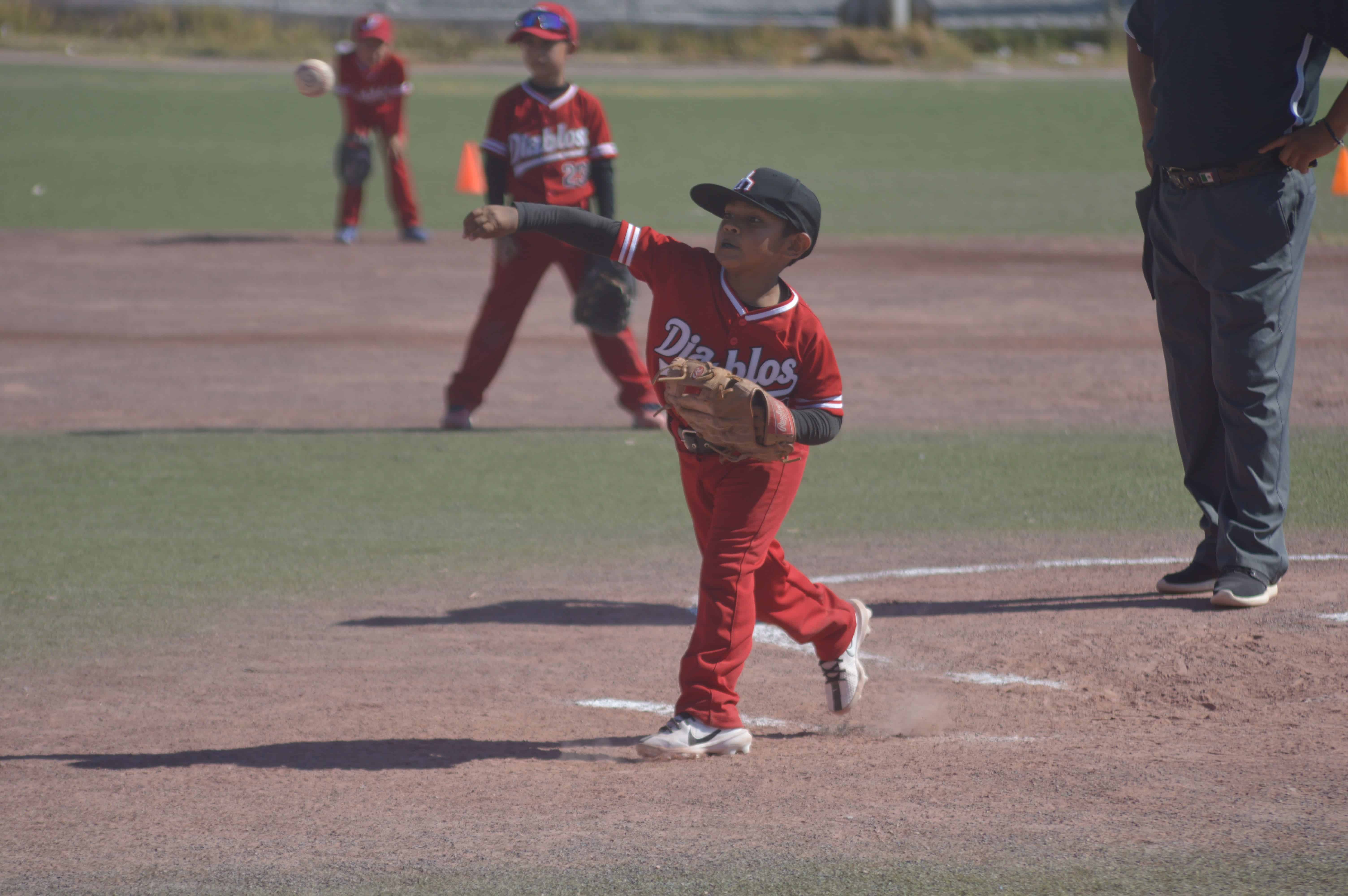 Diablos “B” hizo valer la localía con un triunfo de 11-7 sobre Bravos “B”