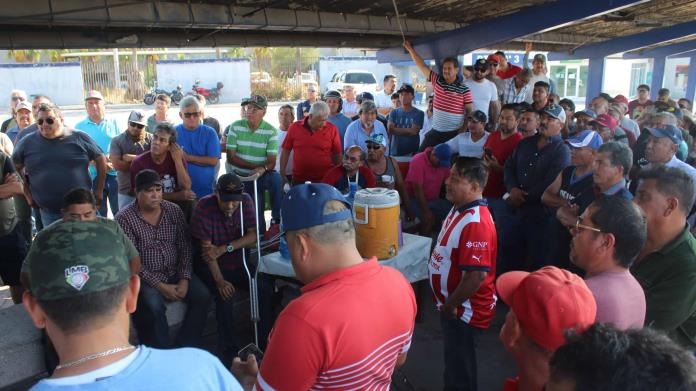 Pagaría AH solo 3 meses a obreros Pagaría AH solo 3 meses a obreros