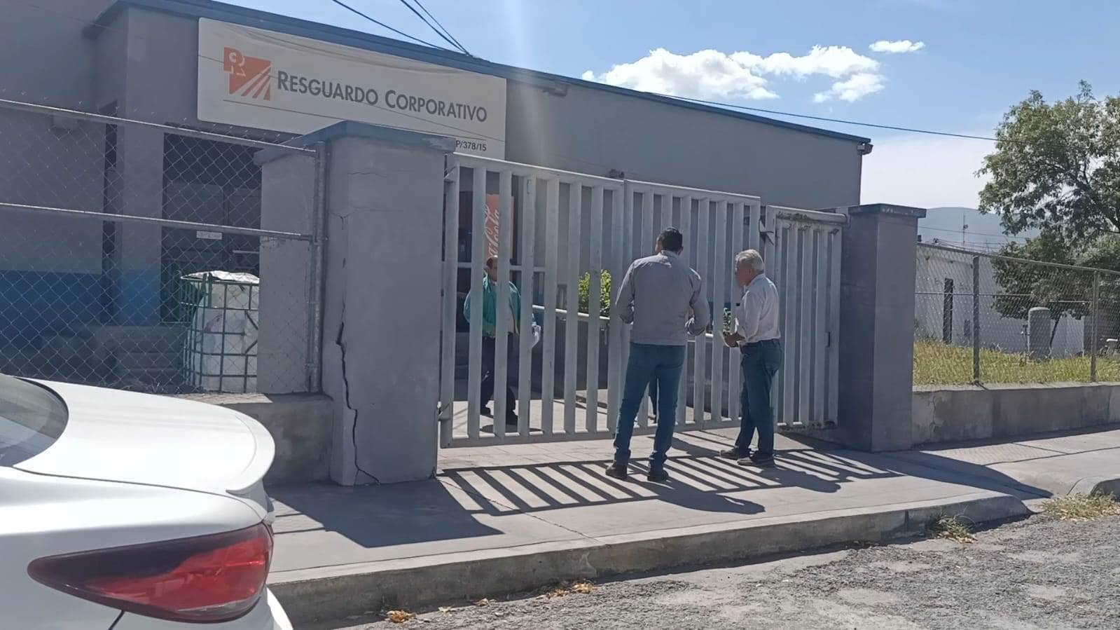 Recortan a personal de Protección Civil y Seguridad Industrial, continúa el recorte de personal.