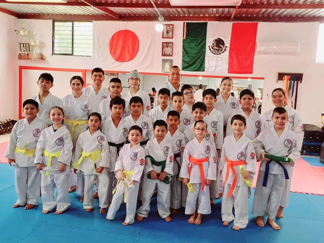 Jóvenes Sabinenses se Van al Torneo Mundial de Karate