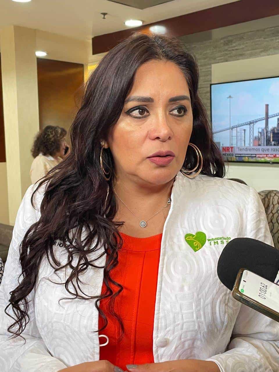 Mirna del Toro, directora del voluntariado del IMSS.