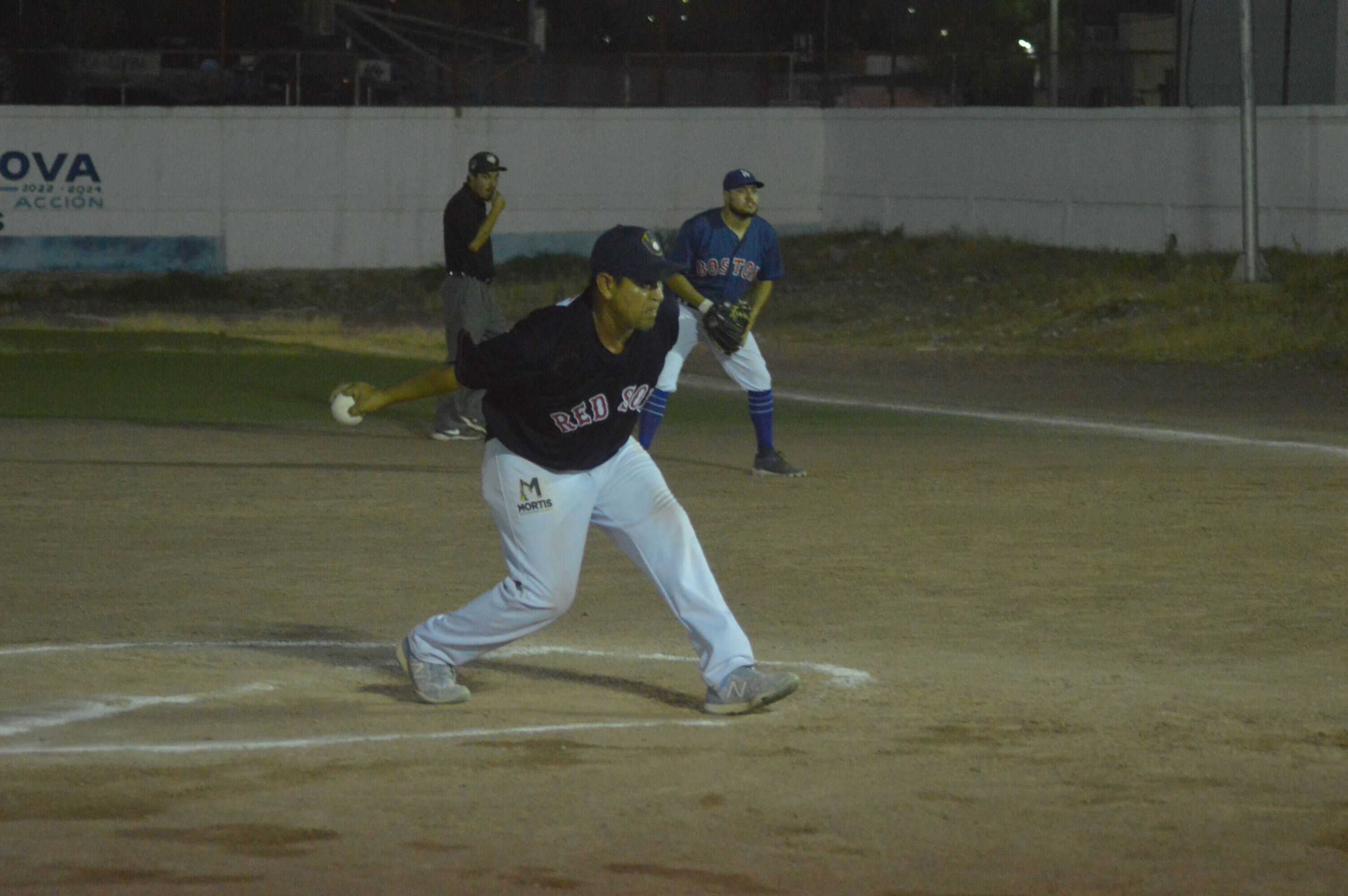 Potros superó a Tequileros por pizarra de 6-4 en el Softbol “Zurdo” Vielma