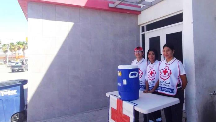 Cruz Roja instala módulos de hidratación para ciudadanos