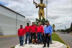 Realizan guardias de honor en monumento al minero en la ciudad de Nueva Rosita