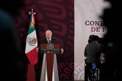 AMLO: Cárdenas Batel tiene "principios" y es "honesto"