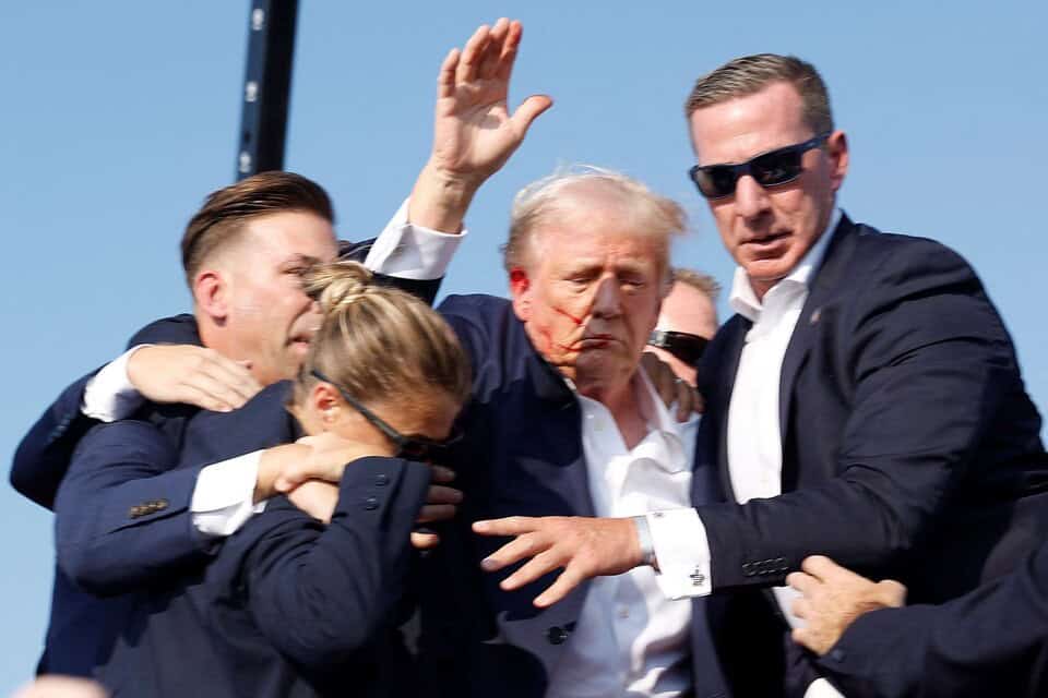 Tiroteo en acto de Donald Trump dejó dos muertos