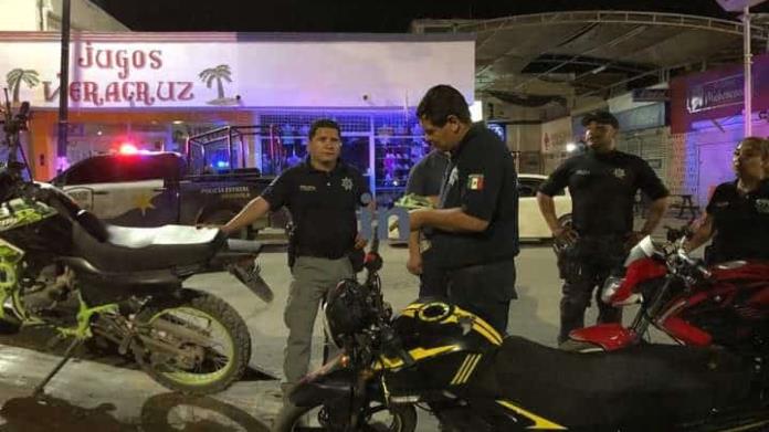 Retiran Motocicletas de la Avenida Madero Retiran Motocicletas de la Avenida Madero