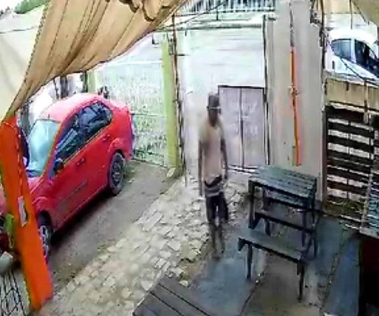 Cámara de Video Capta el Momento de la Sustracción