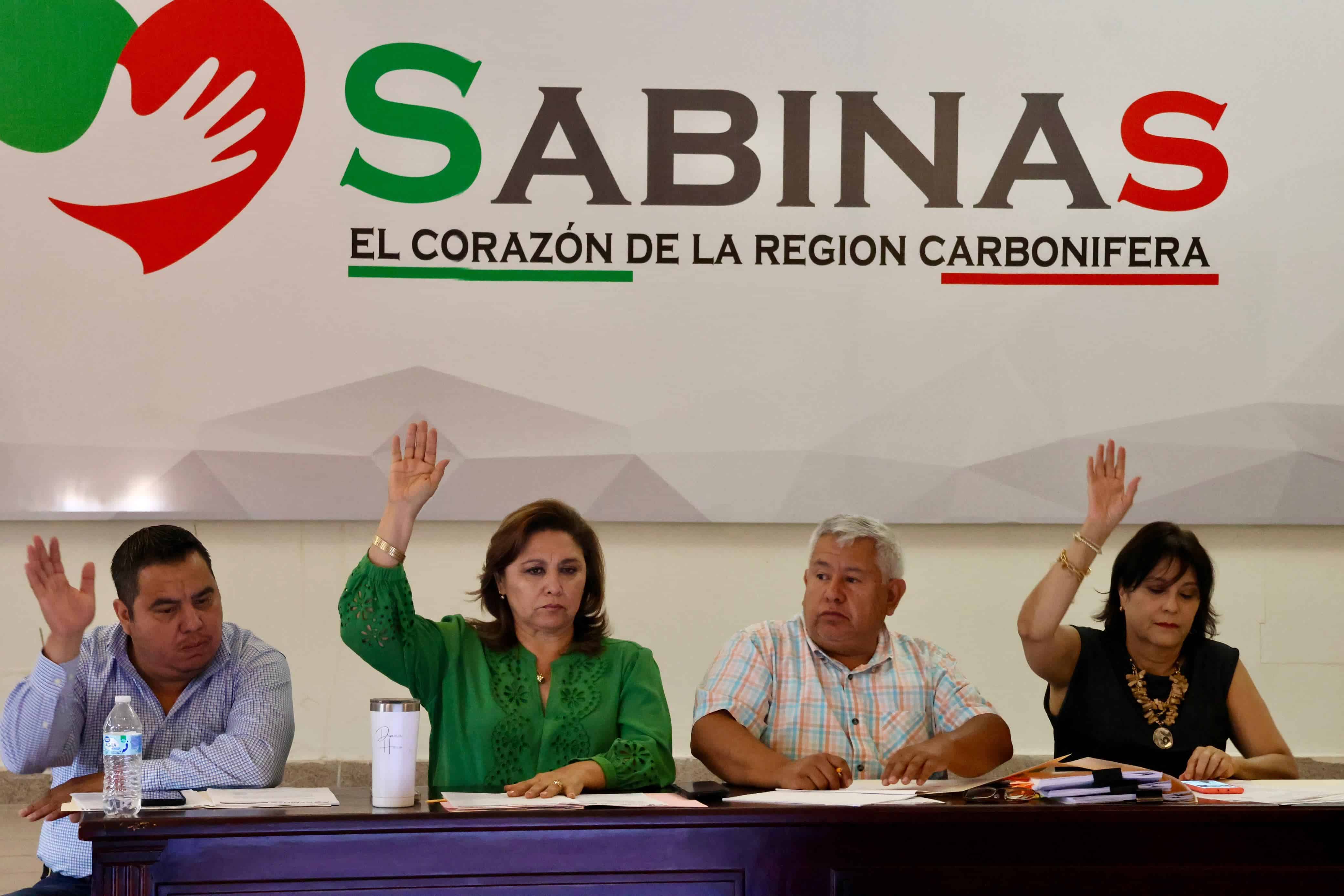 Logran acuerdos por unanimidad en sesión de cabildo en Sabinas.