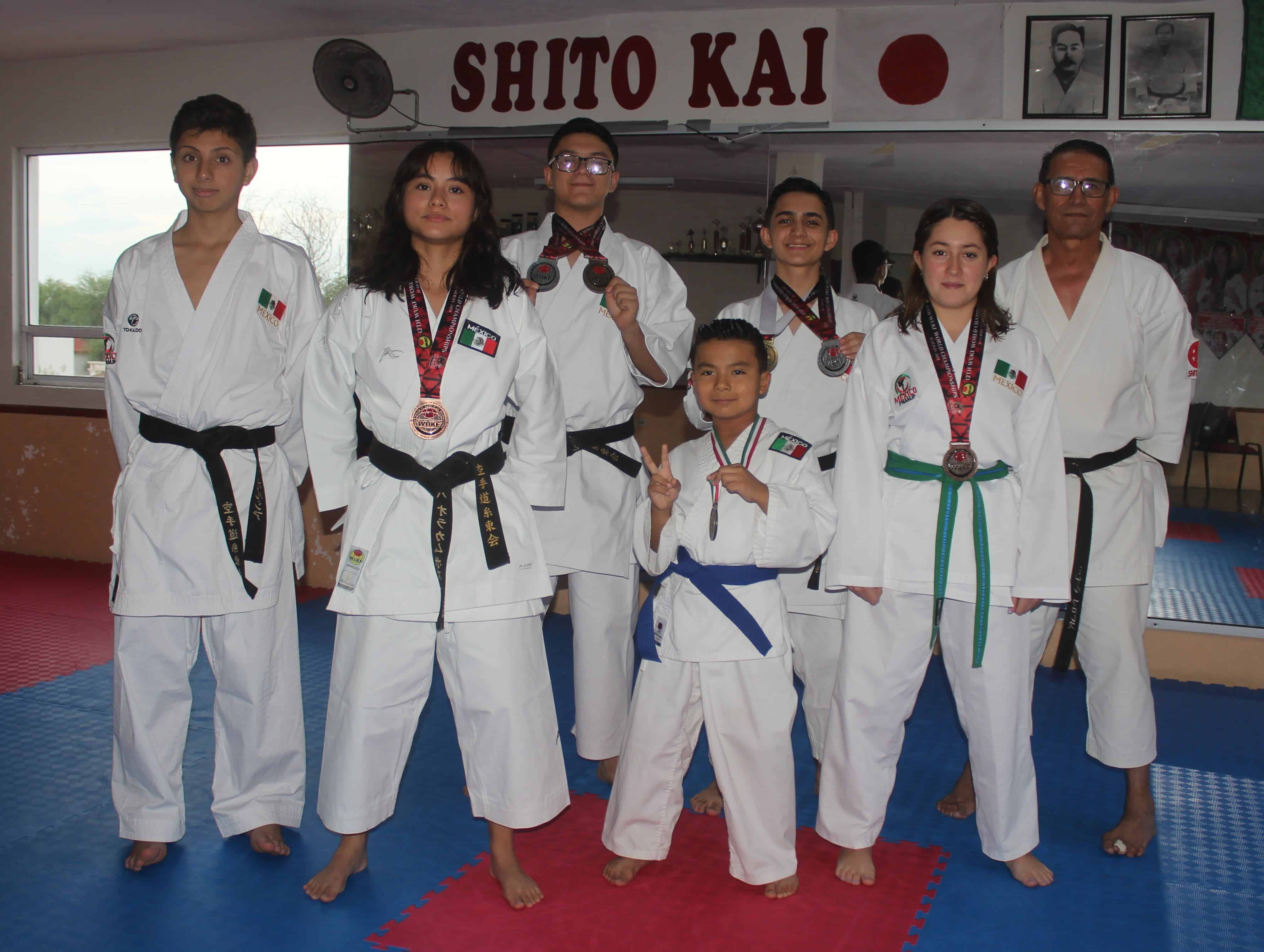 Lucida participación del Shito Kai Monclova en el 12º. Campeonato Mundial de Karate de la WUKF, en Monterrey.
