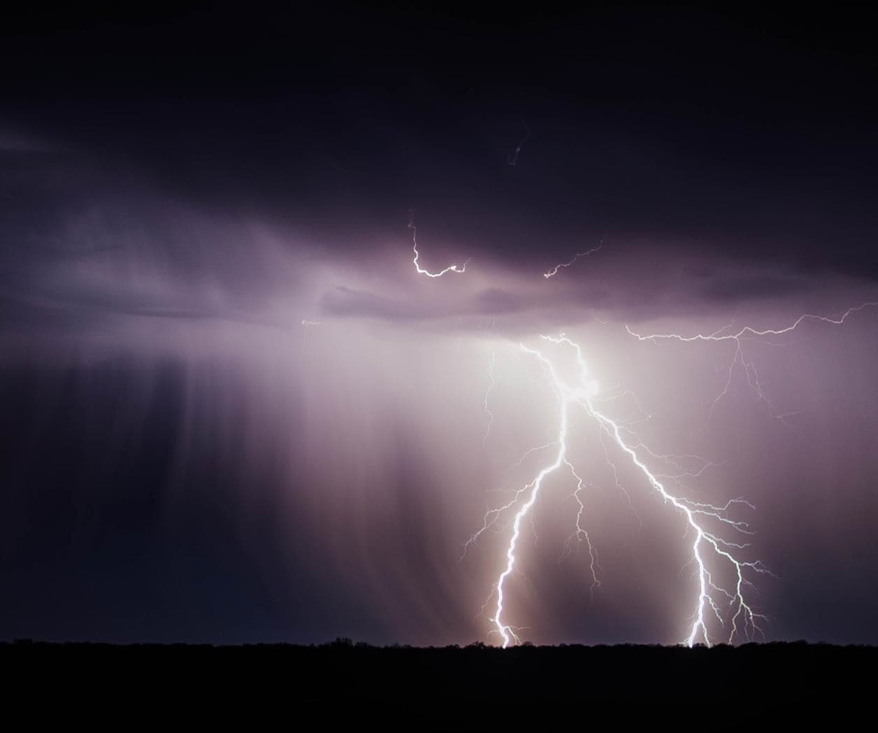 Alerta por frente frío: lluvias intensas y posibles torbellinos en Coahuila