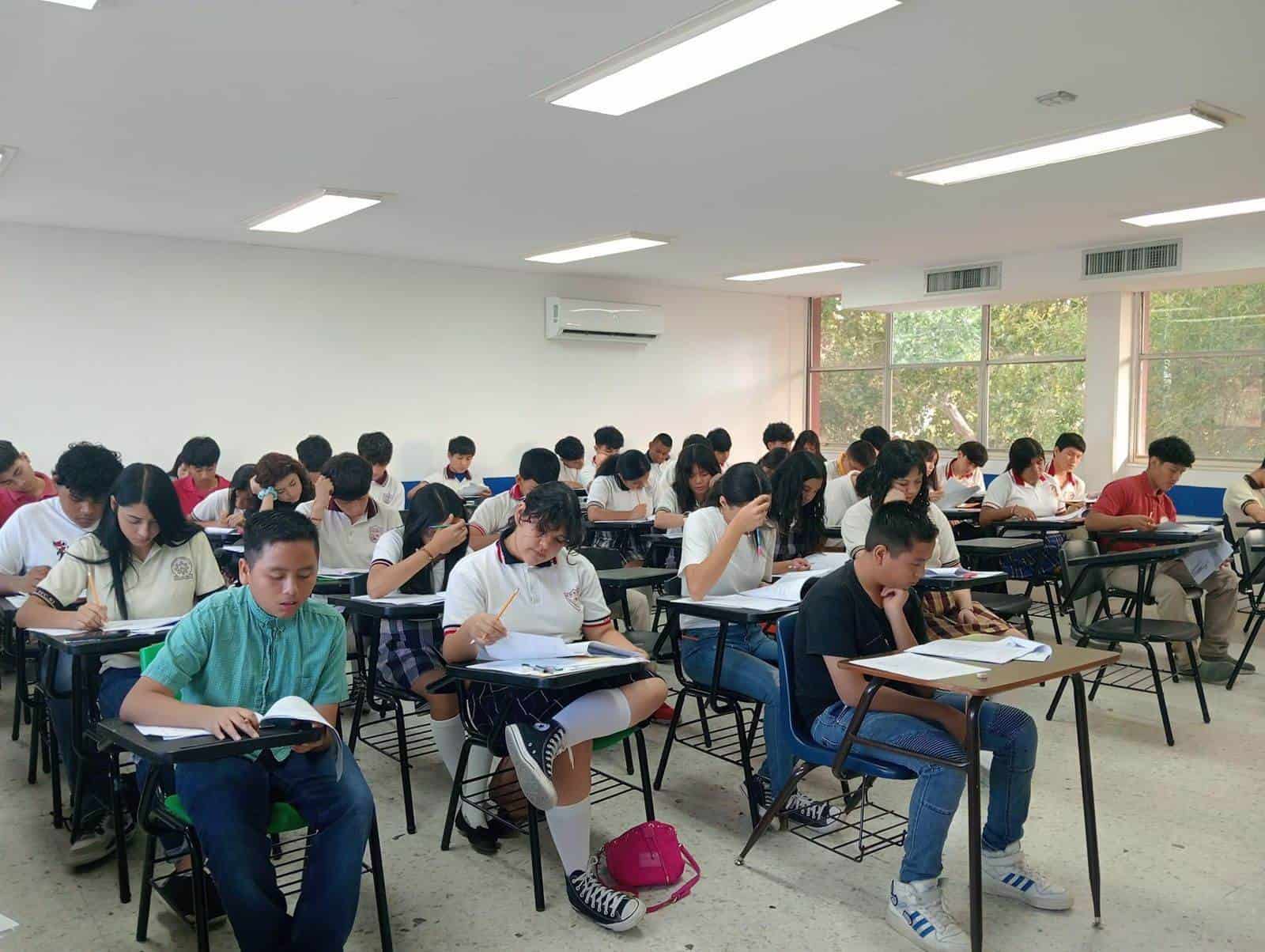 Inician trámites de inscripción en el Cbtis 54