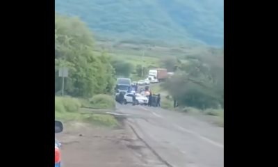 Dron con explosivos ataca policías en Michoacán