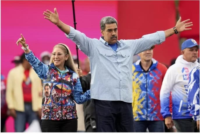 Maduro: Elección del domingo definirá futuro de Venezuela