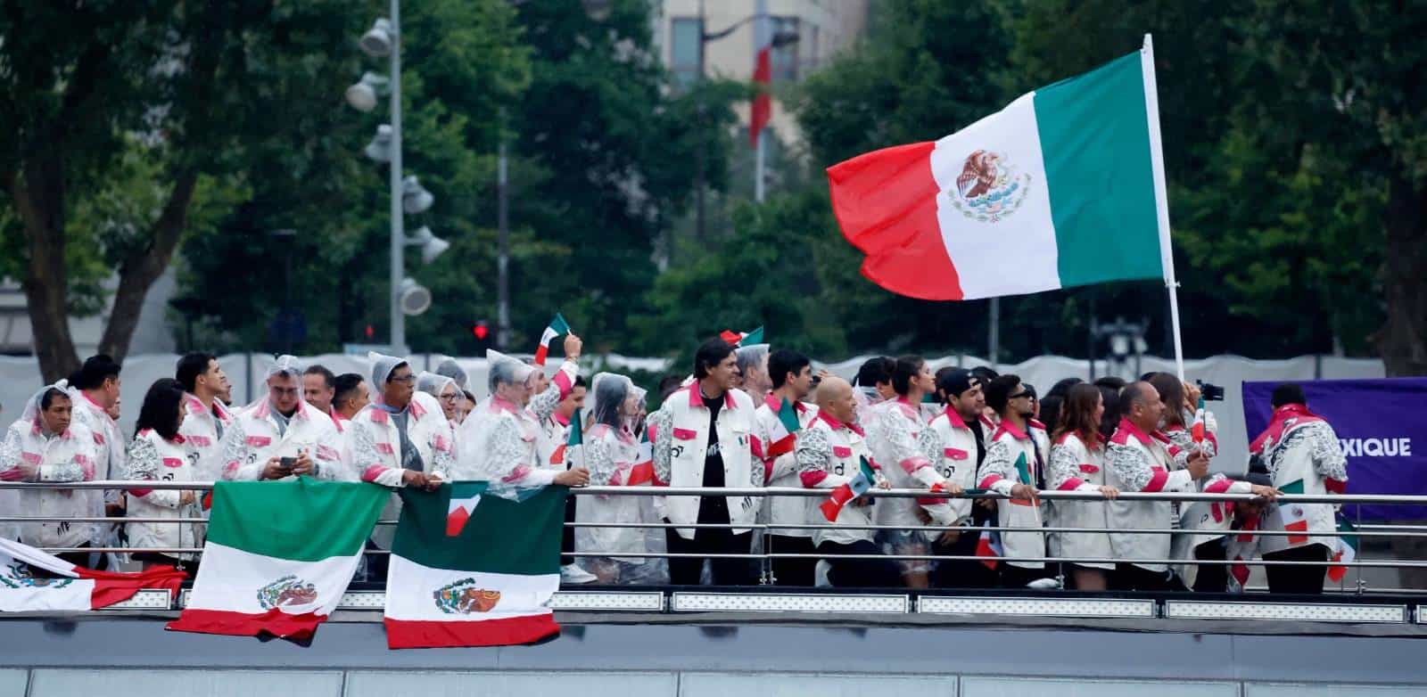 México destaca en la apertura de los Juegos París 2024