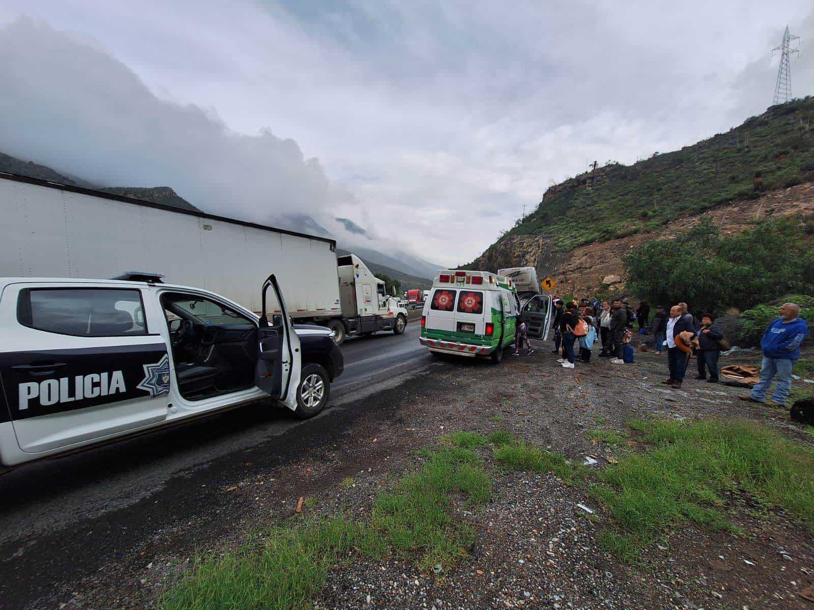 Una vez más, la Carretera 57 fue escenario de un accidente vehicular a la altura de Los Chorros.