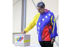 Maduro Llama a Sus Simpatizantes a una Operación Remate en Plenas Elecciones