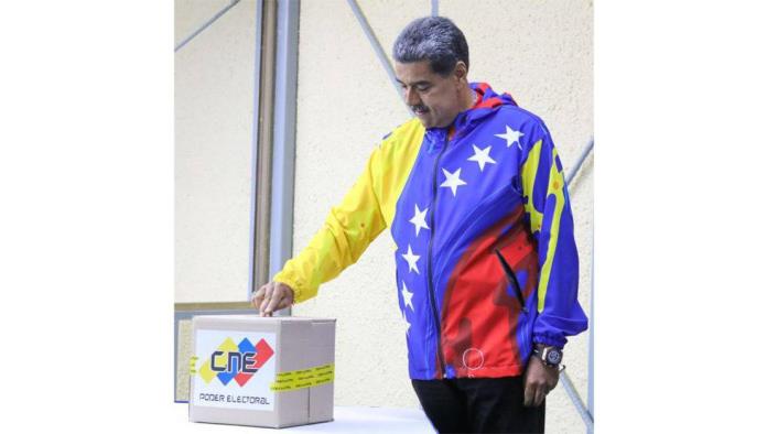 Maduro Llama a Sus Simpatizantes a una Operación Remate en Plenas Elecciones