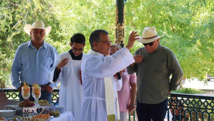 Coronación litúrgica y vendimia en Ciénegas