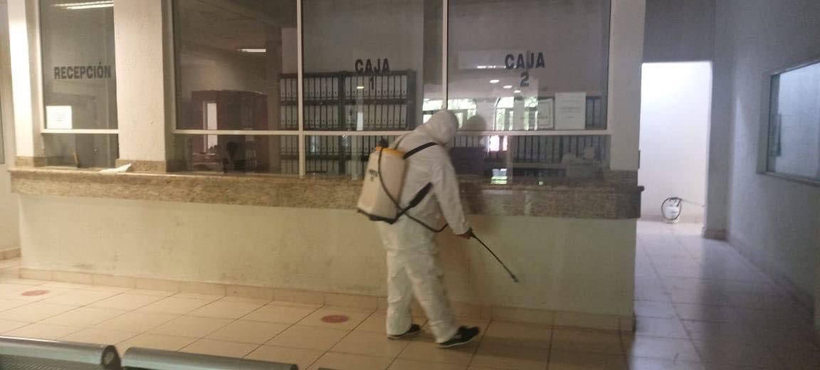 Fumigan presidencia