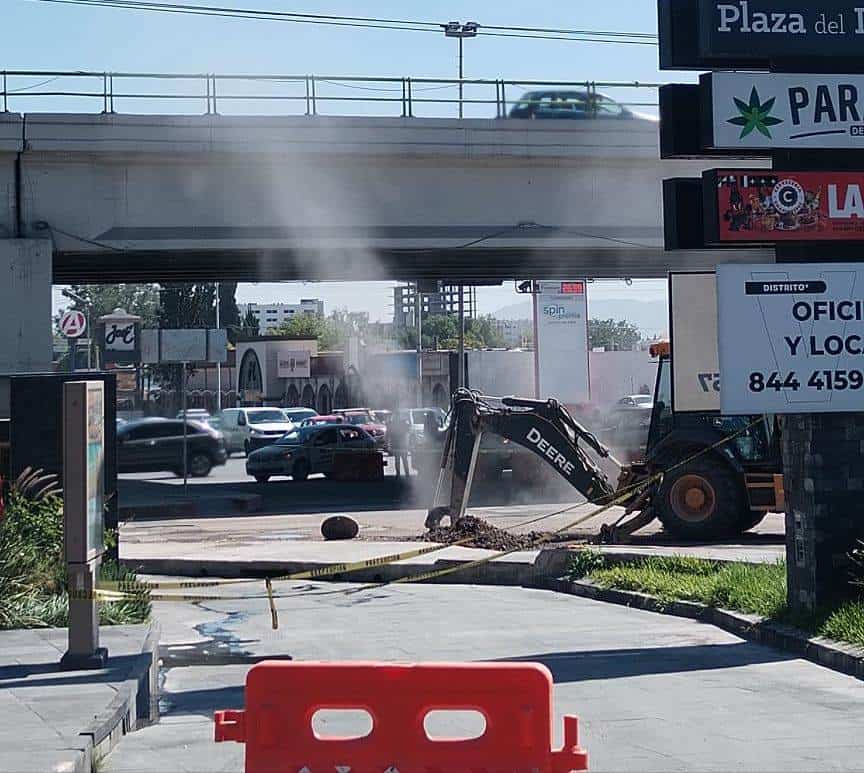 Revientan línea de gas en el Carranza; evacúan a cientos