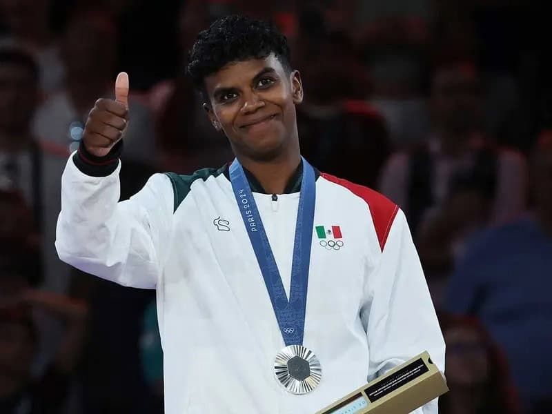 Prisca Awiti subió al podio en los Juegos de París con medalla de plata.