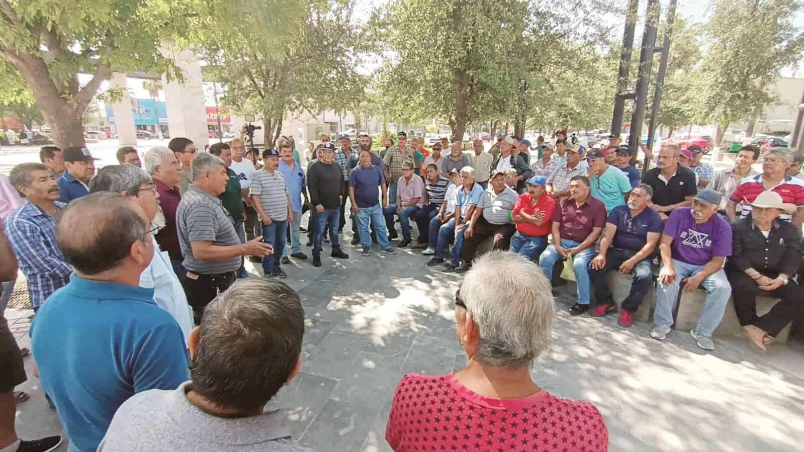 No permitirán que se reactiven equipos en AHMSA hasta que no se les pague lo que se les debe.