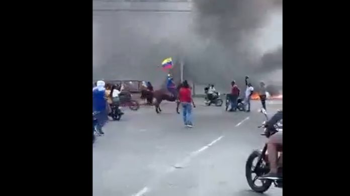 Protestas en Venezuela ya tienen 11 victimas Protestas en Venezuela ya tienen 11 victimas