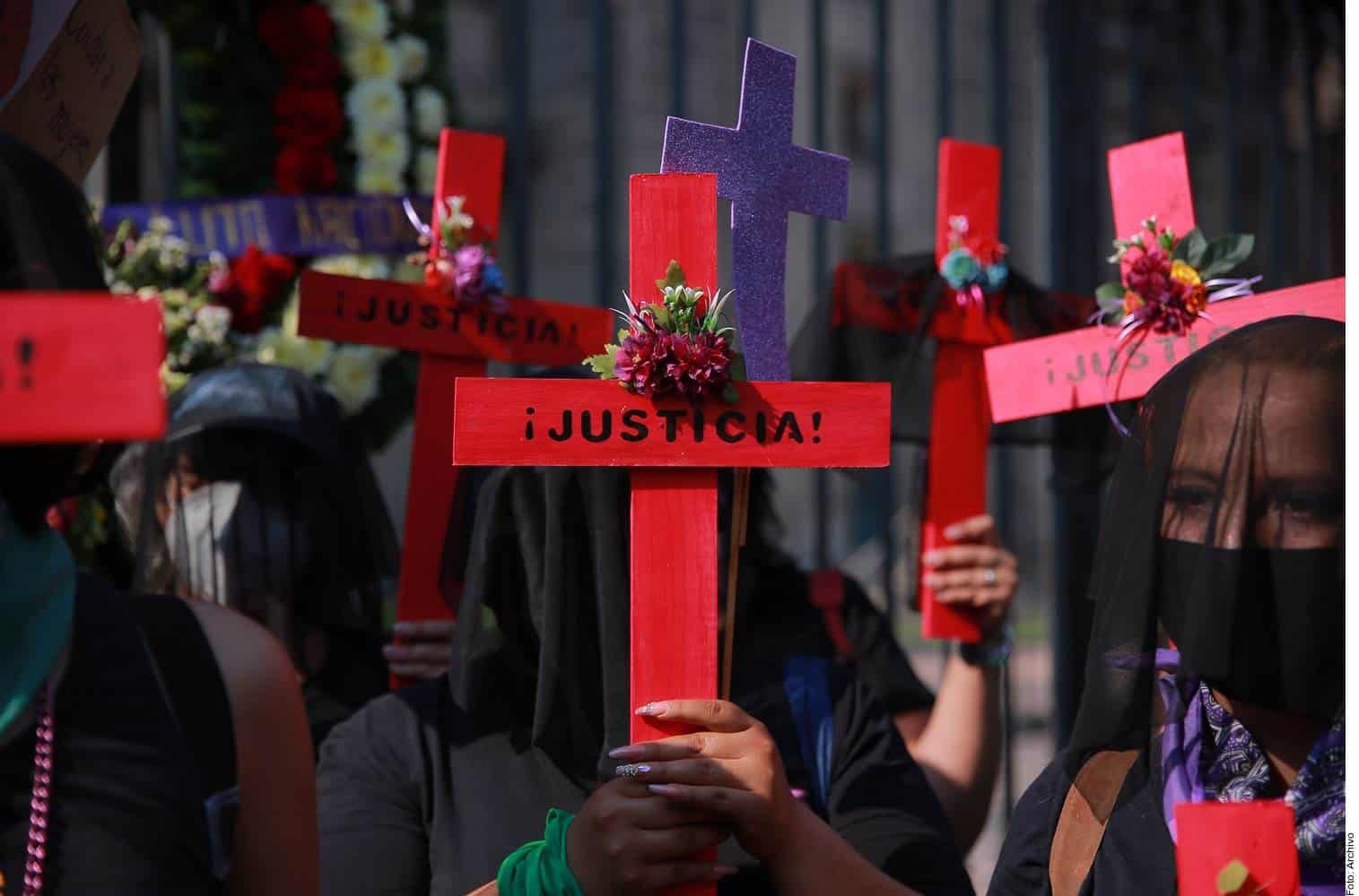 Sube feminicidio en 12 entidades 