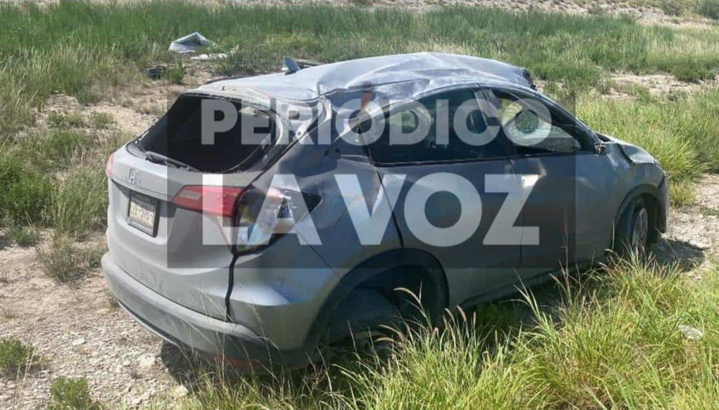 Localizan camioneta abandonada