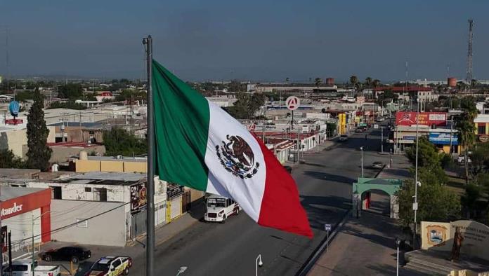 Renueva Frontera Bandera Nacional