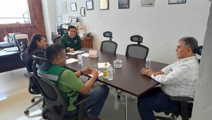 Coordinan estrategias de recolección de basura en Acuña