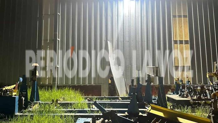 Dejan ‘ratas’ daños en  bodega de Freightcar
