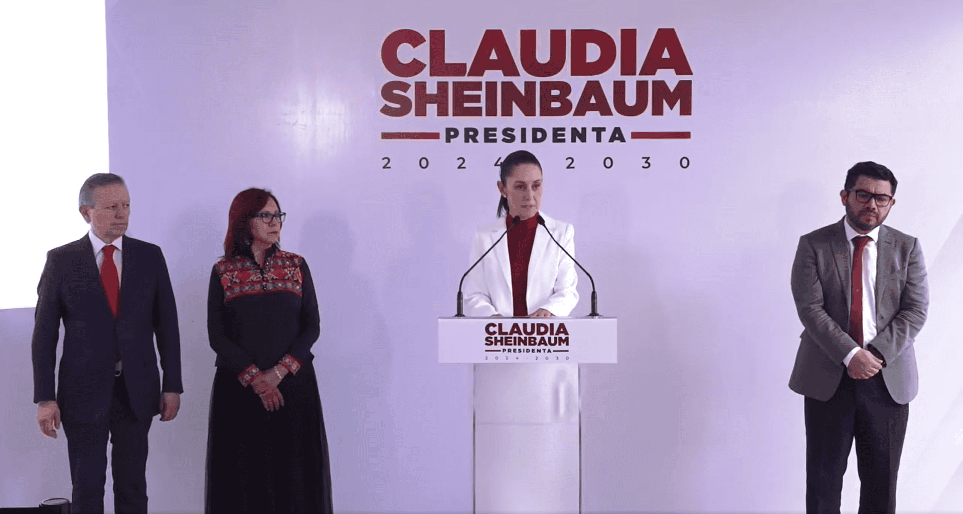 Sheinbaum presenta a Arturo Zaldívar y Leticia Ramírez para su presidencia