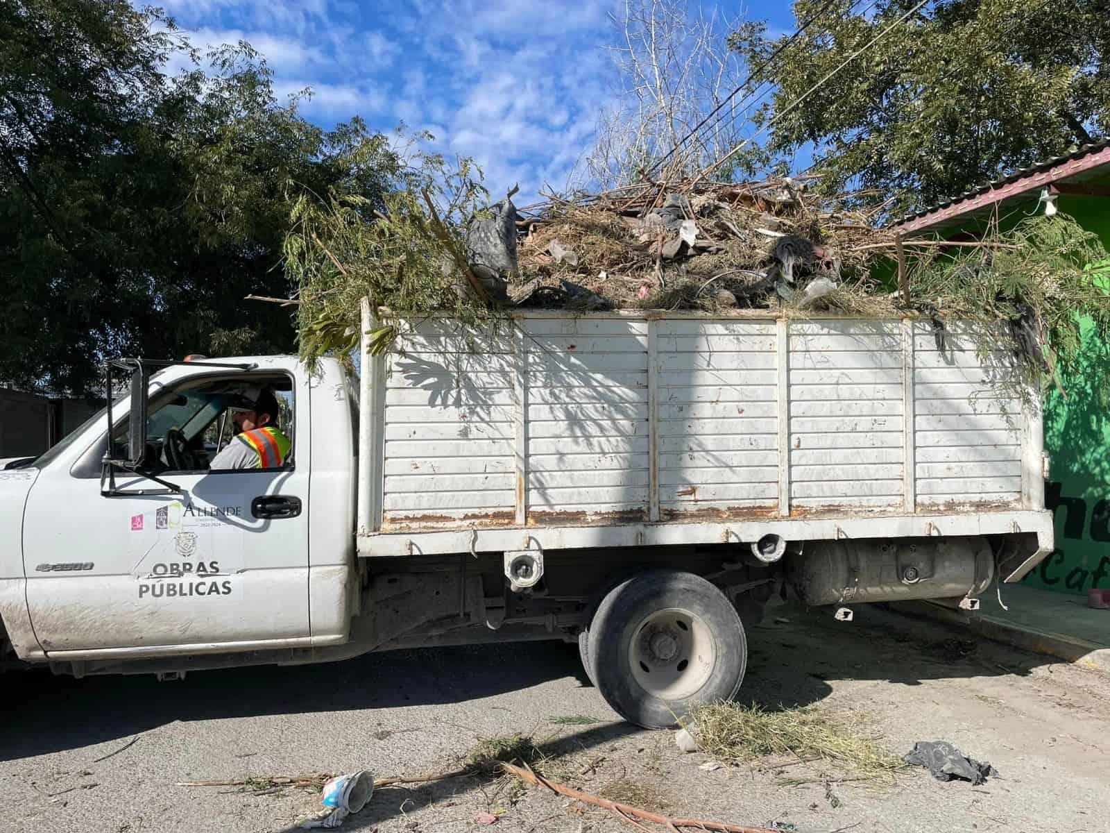 Refuerzan campaña de descacharrización en sector norponiente de Allende