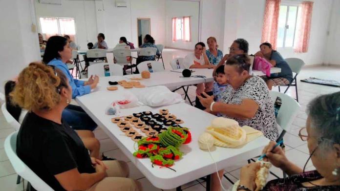 Conclusión del Curso Tejiendo Redes en Ciudad Acuña Beneficia a Más de 20 Mujeres Conclusión del Curso Tejiendo Redes en Ciudad Acuña Beneficia a Más de 20 Mujeres