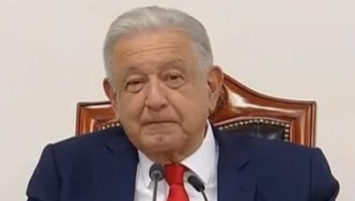 Lopez Obrador felicita a clavadistas por la medalla de plata