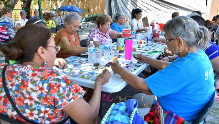 Inician celebraciones de agosto para adultos mayores en Nava