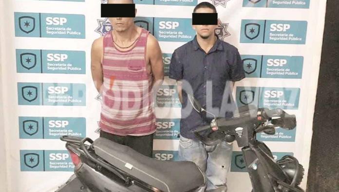 Aseguran a ladrones de motocicleta